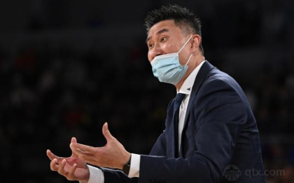 中国男篮主教练杜锋