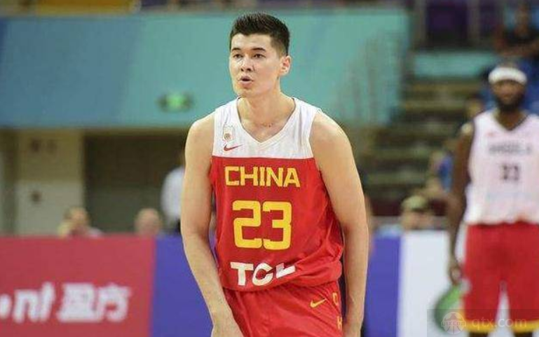 中国男篮队员阿不都沙拉木