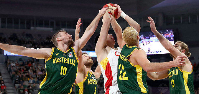 中国男篮晋级世预赛第二阶段 7月3日16:40将战澳大利亚男篮