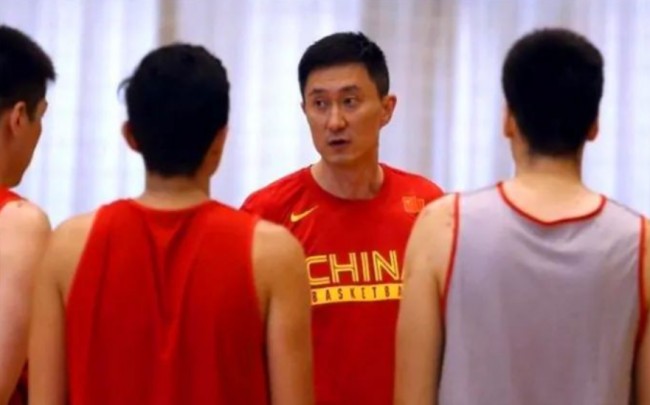 中国男篮现任主帅杜锋