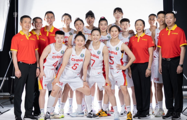 女篮世界杯中国女篮12人名单确定 李梦李月汝领衔韩旭在列