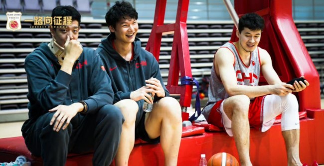 中国男篮队员大王王哲林