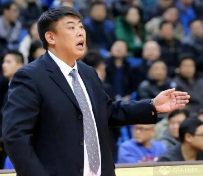 中国男篮助理教练杨文海加盟新疆男篮