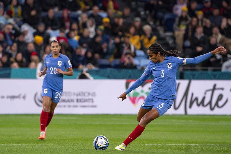 牙買加女足逼平法國隊 獲得世界杯史上首個積分