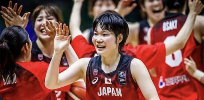 日本女篮的队员们