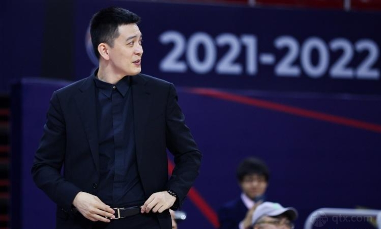 马健评杨鸣卸任 探讨商业化对于职业篮球的影响