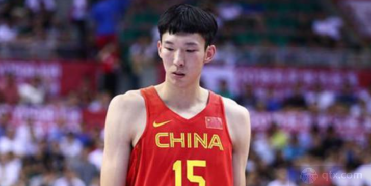 中国男篮核心球员周琦