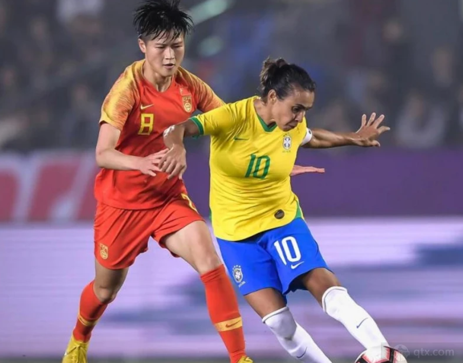 中国女足vs巴西