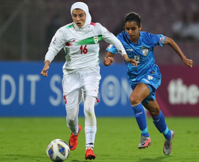 伊朗女足队员们