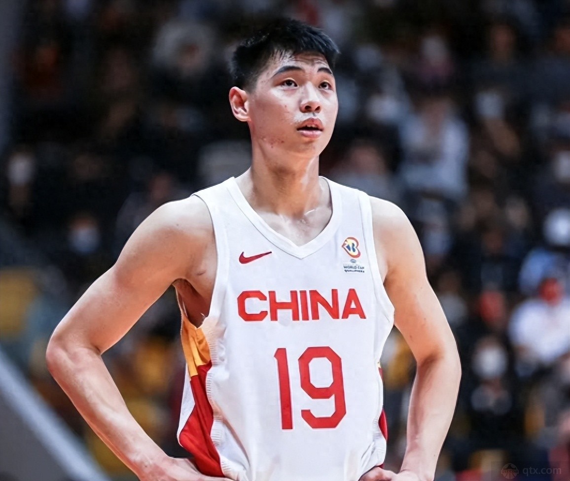 中国男篮球员崔永熙