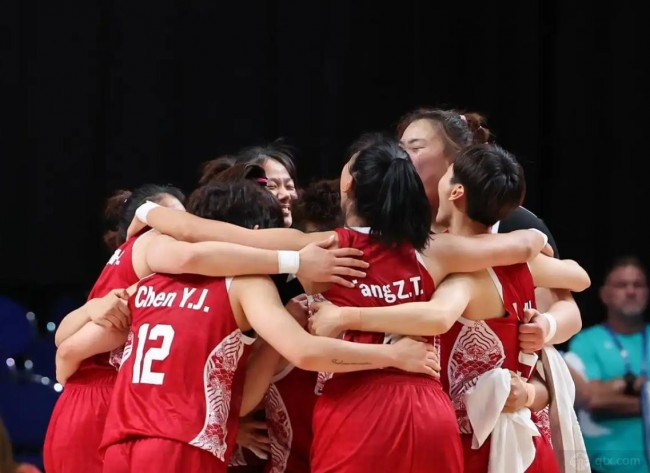 中国女篮晋级大运会四强