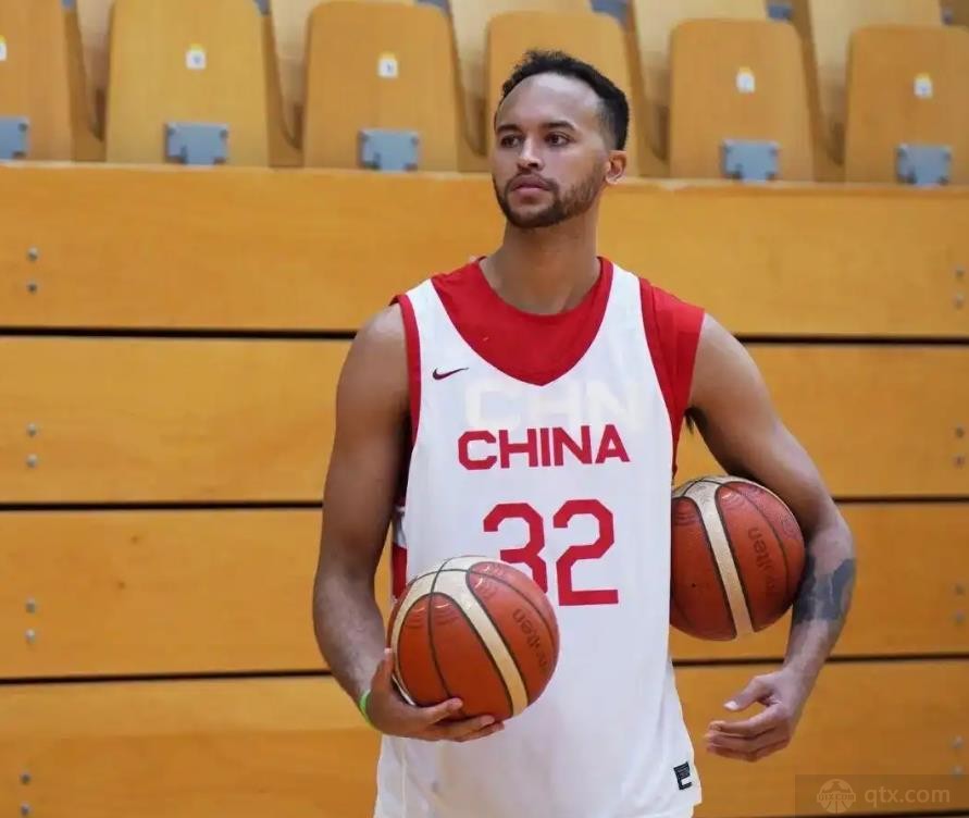 李凱爾一共為中國男籃打了幾場比賽