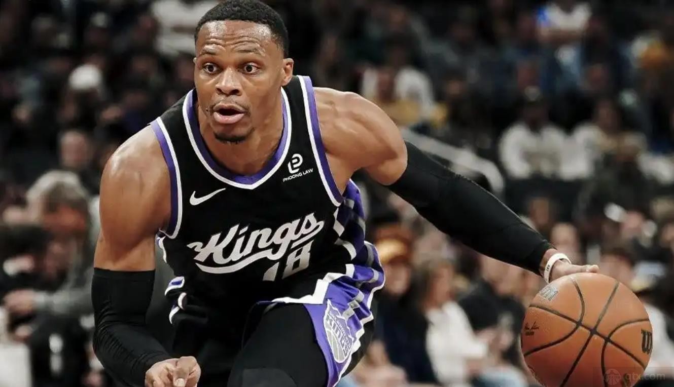 威少拿下生涯第207次三双