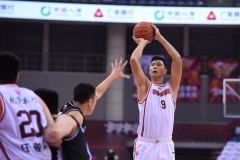 广东男篮110-88战胜辽宁男篮 易建联仅拿下两分威姆斯28分