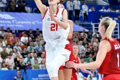 大运会中国女篮击败波兰 小组赛两连胜晋级淘汰赛