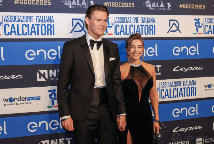 麥克托米奈出席典禮