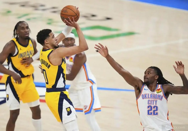 哈利伯顿创造79年nba纪录