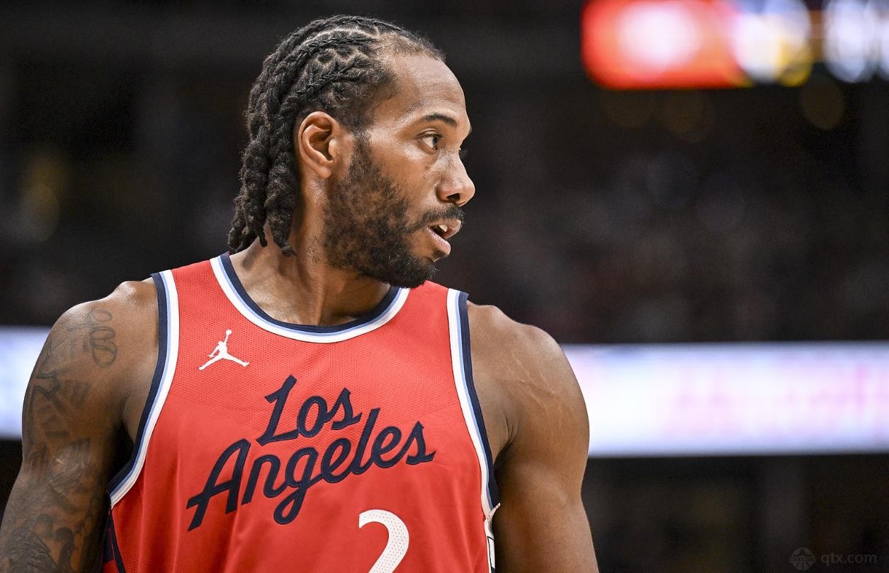 莱昂纳德生涯第三次上演压哨绝杀