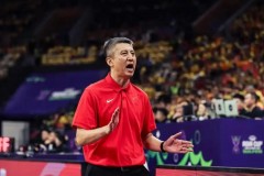 中国男篮热身赛阵容出炉 赵睿领衔周琦尚未归队