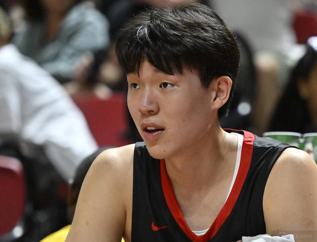 杨瀚森第五战仅上场3分47秒