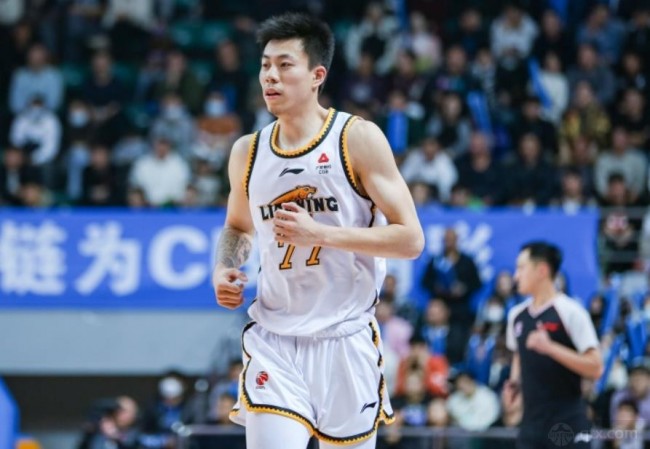 张镇麟正式转会上海男篮