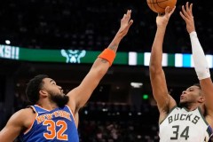 nba常规赛雄鹿121-111轻取尼克斯 字母哥37分布里奇斯24分10板