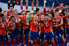 西班牙成欧洲杯历史夺冠最多球队 成欧洲杯历史首支7连胜球队