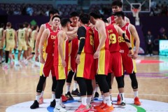 男篮亚洲杯战报：1分惜败！中国男篮夺亚洲杯亚军