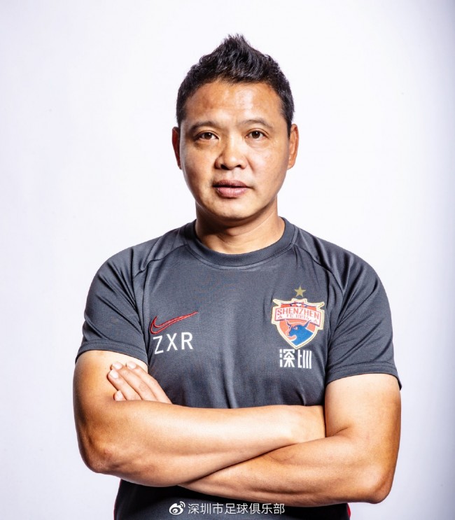 助理教练张效瑞担任深足代理主教练