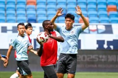 曝阿马杜可能出任申花首发中卫 朱辰杰因伤出战成疑