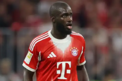 姆巴佩暗示乌帕梅卡诺加盟皇马 拜仁仍在与球员谈判中