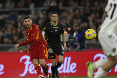 意甲罗马1-0萨索洛 佩莱格里尼打进全场比赛唯一进球