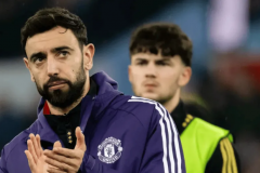 曼联担心B费缺战曼市德比 红魔面临中场人员危机