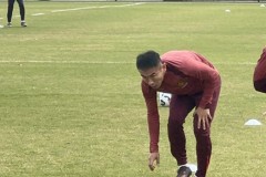 于汉超指导亮相国足训练课 国足在广东集训