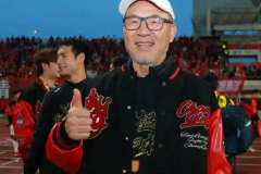 张外龙手写亲笔信感谢重庆球迷 张外龙离任