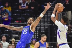 今日nba季前赛独行侠114-101击败爵士 戴维斯25分马尔卡宁10分4板3助