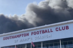 南安普顿主场附近发生火灾 与普雷斯顿的比赛被推迟