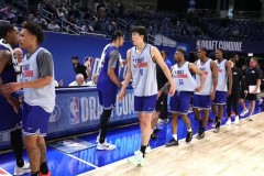 50名球员申请退出NBA选秀 因NIL政策的影响