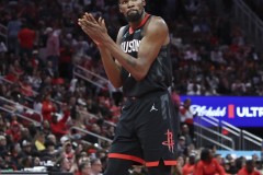 杜兰特火箭前12场砍下300分创纪录 赛季场均25.9分