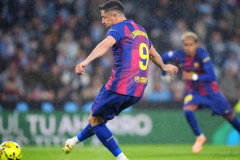莱万希望下赛季仍留在巴萨 若无法续约将退役