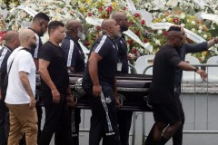 FIFA将要求所有国家以贝利命名球场 因凡蒂诺出席球王葬礼