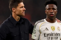 維尼修斯與阿隆索關係緊張 並告知俱樂部目前沒有續約的打算