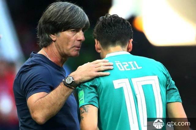 依然没能和厄齐尔交流 德国队主帅勒夫表示失望 本土举办欧洲杯将激励德国队