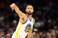 库里连续69场有三分入账 延续联盟最长纪录