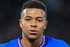 姆巴佩私生活被过度关注引争议 养伤期间被发现前往迪拜