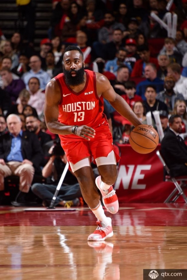 哈登连续22场全队得分最高NBA历史第三