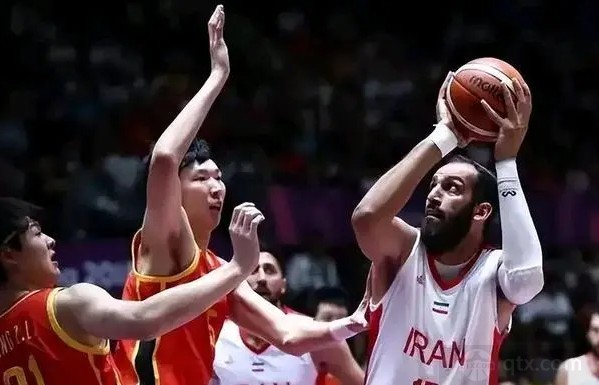 中国男篮对阵伊朗男篮