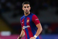 巴塞罗那计划与费兰托雷斯续约 球队主帅弗里克非常欣赏球员