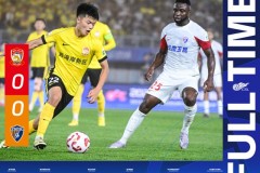中超青岛西海岸0-0云南玉昆 阿齐兹险破门韩子龙失良机