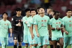 足球報分析國足戰平新加坡：丟球不是一個人的問題，要放棄輸球找理由足球文化
